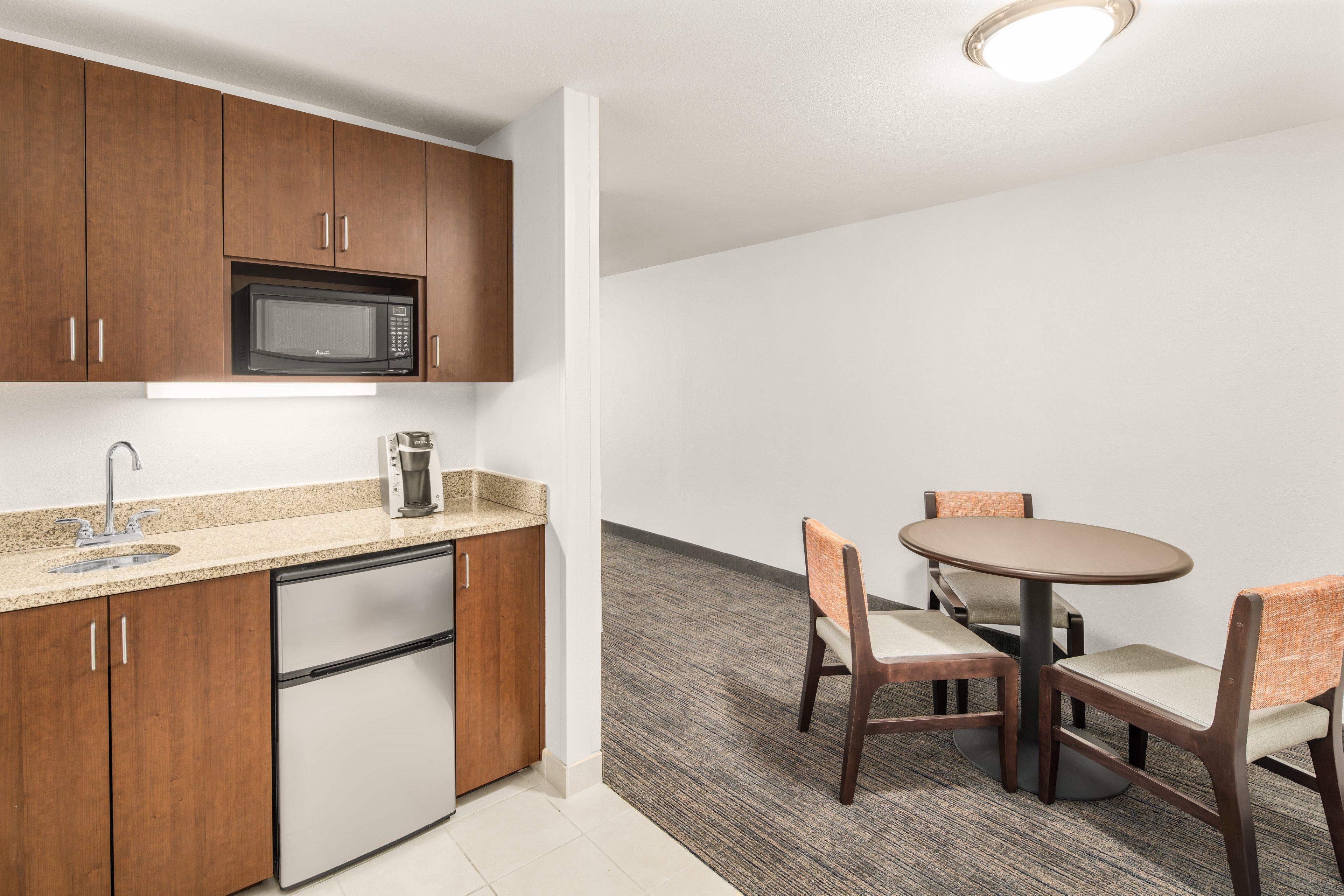 Holiday Inn Express & Suites Wilmington-Newark By Ihg Kültér fotó